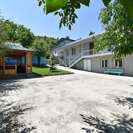 Guest House Arsan Tsaghkadzor Exterior photo