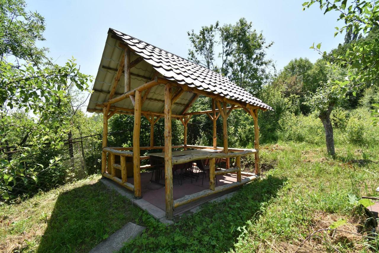 Guest House Arsan Tsaghkadzor Exterior photo