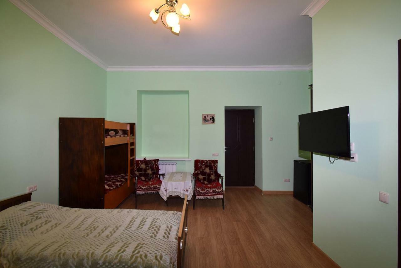Guest House Arsan Tsaghkadzor Exterior photo